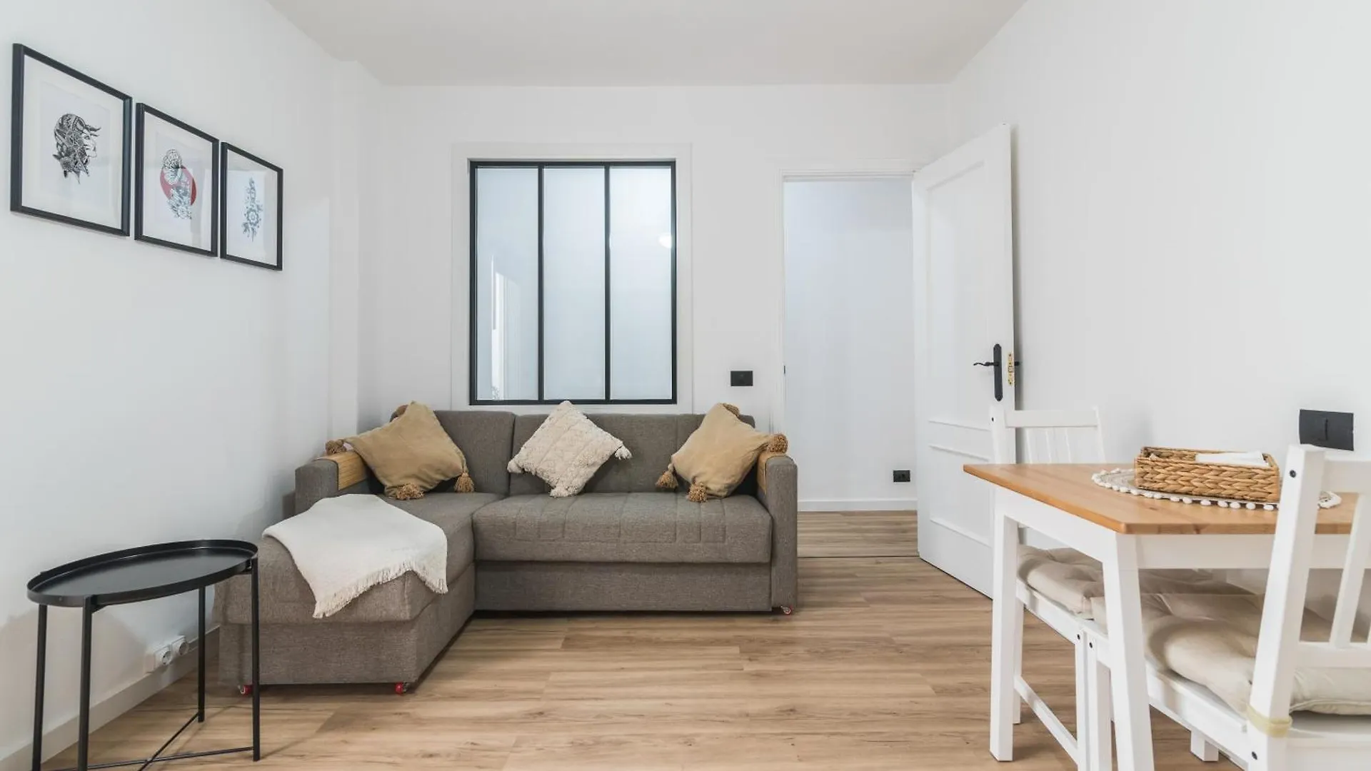 Home2Book Stylish & Bright Bakea Apartment Ingenio Spain